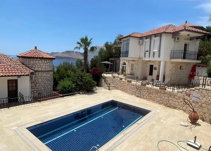 Monix Homes-villa Magic Garden Villa