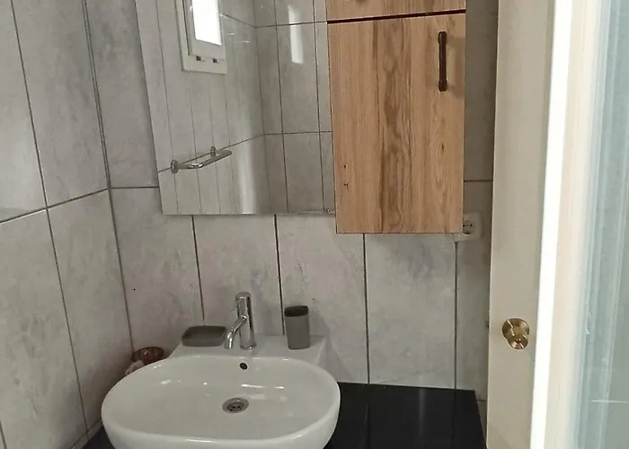 Monix Homes-villa Magic Garden Villa